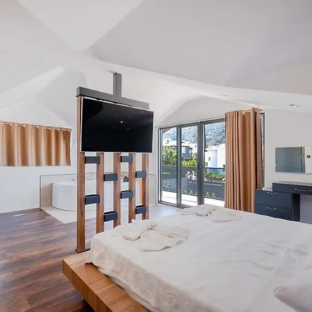 Luxurylifevillas 5-6 *