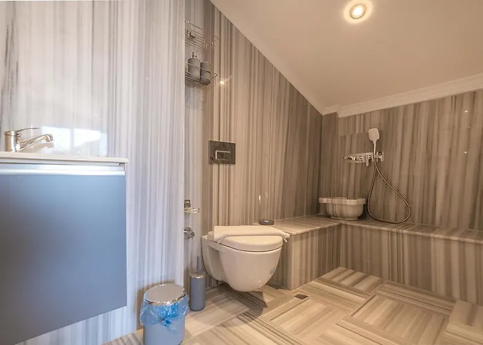 Вилла Luxurylifevillas 5-6 *